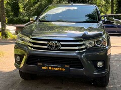 Bild des Angebotes Toyota Hilux Double Cab Aut,Xenon,Kamera,KeylessGo