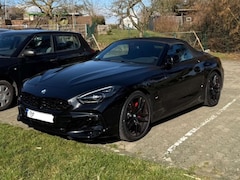 BMW Z4 Z4 sDrive30i Aut. 258PS 3 J GARANTIE NAVI HARMAN KARDON SPORTSITZE LEDER LED M SPORT