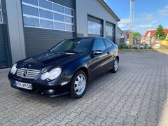 Bild des Angebotes Mercedes-Benz C 160 C160 Coupe - Guter Zustand - Neuer TUV