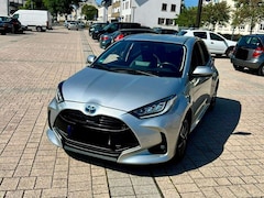 Bild des Angebotes Toyota Yaris Yaris Cross Hybrid 1.5 VVT-i Team Deutschland