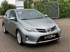 Bild des Angebotes Toyota Auris Life+ 1 Hand 12.000km TÜV NEU GARANTIE