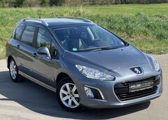 Bild des Angebotes Peugeot 308 Family 1.Hand 48.000 km Sitzheizung Panoramadach