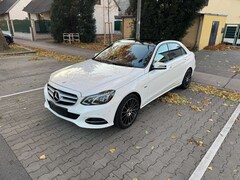 Bild des Angebotes Mercedes-Benz E 250 BlueTEC Avantgarde A-Edition. Harman Kardon Pano