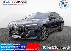 Bild des Angebotes BMW 750 e xDrive M-Sport PANO 360° LUFTFEDERUNG