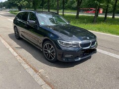 Bild des Angebotes BMW 318 318i Touring Aut. Sport Line