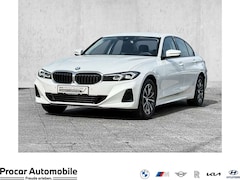 Bild des Angebotes BMW 318 i DA + KOMFORTZUGANG + KLIMAAUTOMATIK + UVM