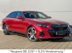 Bild des Angebotes BMW 550 e xDrive M Sport Pro*B&W*Sitzbelüftung*360°