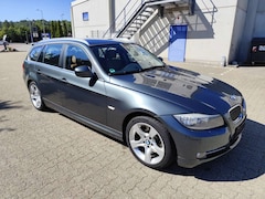 Bild des Angebotes BMW 330 Topausstattung Automatik Leder Klima Sitzheizung