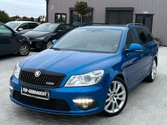 Bild des Angebotes Skoda Octavia RS Combi 2.0 TSI DSG / Xenon / Navi / 18