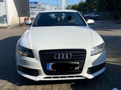 Bild des Angebotes Audi A4 A4 Avant 2.0 TDI DPF quattro Attraction