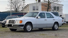Bild des Angebotes Mercedes-Benz 300 D 300 #Autom.#HistorieZul.