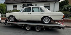 Bild des Angebotes Mercedes-Benz W 114/115 Strich-Acht W115 200