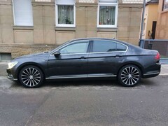 Bild des Angebotes VW Passat Passat 2.0 TSI (BlueMotion Technology) 4Motion DSG