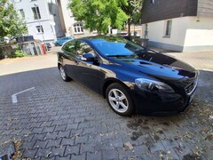 Bild des Angebotes Volvo V40 You! TÜV + Inspektion Neu! Garagenfahrzeug!