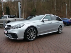 Mercedes-Benz E 63 AMG E63 AMG*5.5*V8*Bi-Turbo*LED*360*SHZ*Pano*BT*Navi