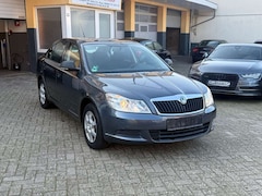 Bild des Angebotes Skoda Octavia Lim. 1.6*KLIMA*AHK****