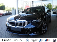 Bild des Angebotes BMW i5 eDrive40 Sportpaket Navi Digitales Cockpit Soundsy