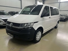 Bild des Angebotes VW Transporter LANG 9.Sitzer ACC Navi APP 2-ZON-KLM