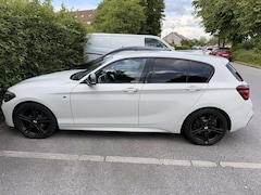 Bild des Angebotes BMW 120 120 i Edition M Sport Shadow