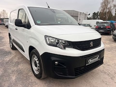 Bild des Angebotes Peugeot Partner Grip Automatik Tempomat Navi PDC Tüv/Insp. neu