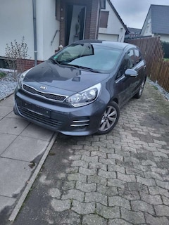 Bild des Angebotes Kia Rio 1.2 ISG Uefa Euro 2016
