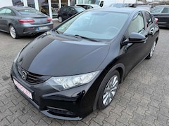 Bild des Angebotes Honda Civic CIVIC Lim. 5-trg. 1.6 i-DTEC *Lifestyle* - KLIMA