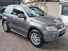 Bild des Angebotes Suzuki Grand Vitara 1.9 DDIS Black and White (3-trg.)