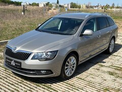 Bild des Angebotes Skoda Superb Combi Exclusive /MEMORY/SHZ/PDC/2.HD