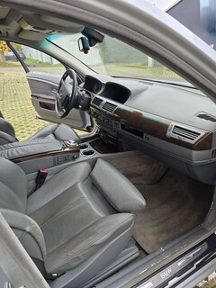 Bild des Angebotes BMW 745 745i