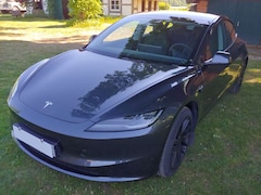 Bild des Angebotes Tesla Model 3 Highland stealth grey met. 33.193,28 EUR Netto