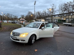 Bild des Angebotes Mercedes-Benz C 180 CGI Automatik BlueEFFICIENCY Avantgarde