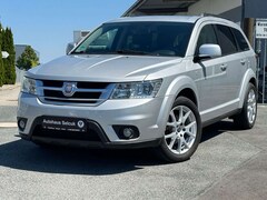 Bild des Angebotes Fiat Freemont Urban *7-Sitzer*Leder*Navi*SHZ*AHK*