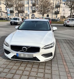 Bild des Angebotes Volvo V60 D4 Geartronic Momentum