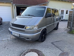 Bild des Angebotes VW T4 Multivan T4 CARAVELLE VR6 Automatik auf 18 Zoll Alu +Kamera