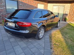 Bild des Angebotes Audi A4 Avant 2.0 TDI DPF Attraction