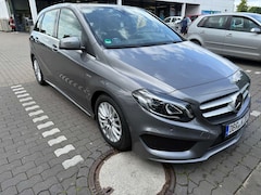 Bild des Angebotes Mercedes-Benz B 220 MercedesB220d*Panorama*AHK*1.Hd.*GW*LED*SHZ*PDC