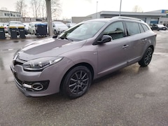 Bild des Angebotes Renault Megane III Grandtour BOSE Edition+CAM+SHZ+AHK