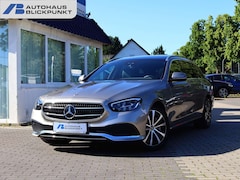 Bild des Angebotes Mercedes-Benz E 300 de T KAMERA+PANO+BURMESTER+TOTWINKEL