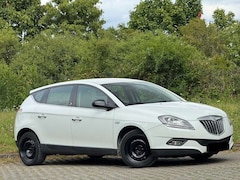 Bild des Angebotes Lancia Delta 1.4 T-Jet 16v Argento guter Zustand Tüv Neu