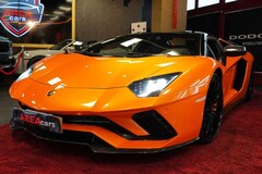 Bild des Angebotes Lamborghini Aventador S Roadster CARBON KAMERA NAVI LIFT