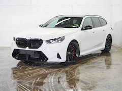 Bild des Angebotes BMW M5 Touring ab 1,99% eff. / Driving+Parkingassist B/W