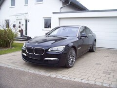 Bild des Angebotes BMW 760 i M Sportpaket Massage/B&O/Soft/ESSD/21"/LED