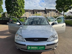 Bild des Angebotes Ford Mondeo 2.0 Ghia Klima.Schiebedach.Sitzheizung.Alufelgen
