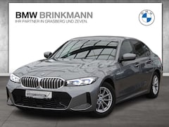 Bild des Angebotes BMW 320 i Limousine aut. / M SPORT + AHK + NAVI + LED + LM