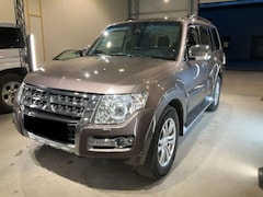 Bild des Angebotes Mitsubishi Pajero 3.2 DI-D Top *TOP Ausstattung| 7-Sitze| 1.Hand*