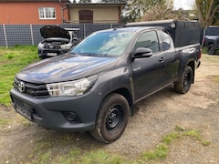 Bild des Angebotes Toyota Hilux Extra Cab,KLima. Seilwinde,nettoexp:17500€
