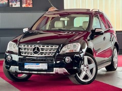 Bild des Angebotes Mercedes-Benz ML 420 V8 CDI AMG Paket Glasdach Kamera Airmatic