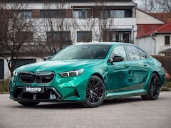Bild des Angebotes BMW M5 M DRIVE PRO.DR.ASS.PRO.PANO.360°.4ZONEN.LHZ