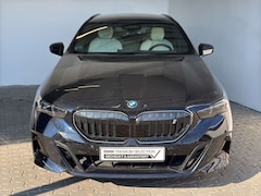 Bild des Angebotes BMW i5 eDrive40 Tour. M Sport LiveCock.LED.AHK.
