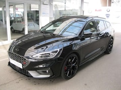 Bild des Angebotes Ford Focus ST Automatik 2,3l 206Kw Navi-Klima-Pano-Winterpak.